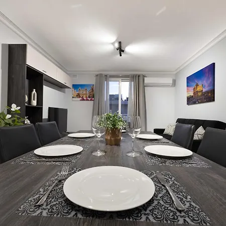 Luxurious & Spacious 2Bd Accomodation At The Podium - Yacht Marina Area, Close To Valletta Msida Exterior photo