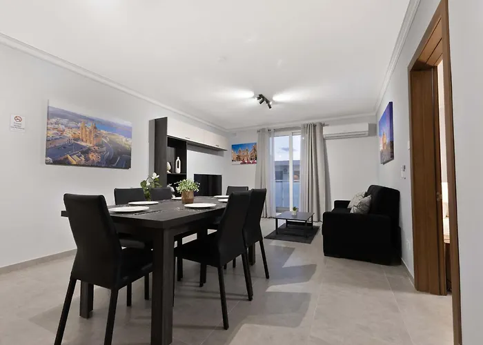 Luxurious & Spacious 2Bd Accomodation At The Podium - Yacht Marina Area, Close To Valletta