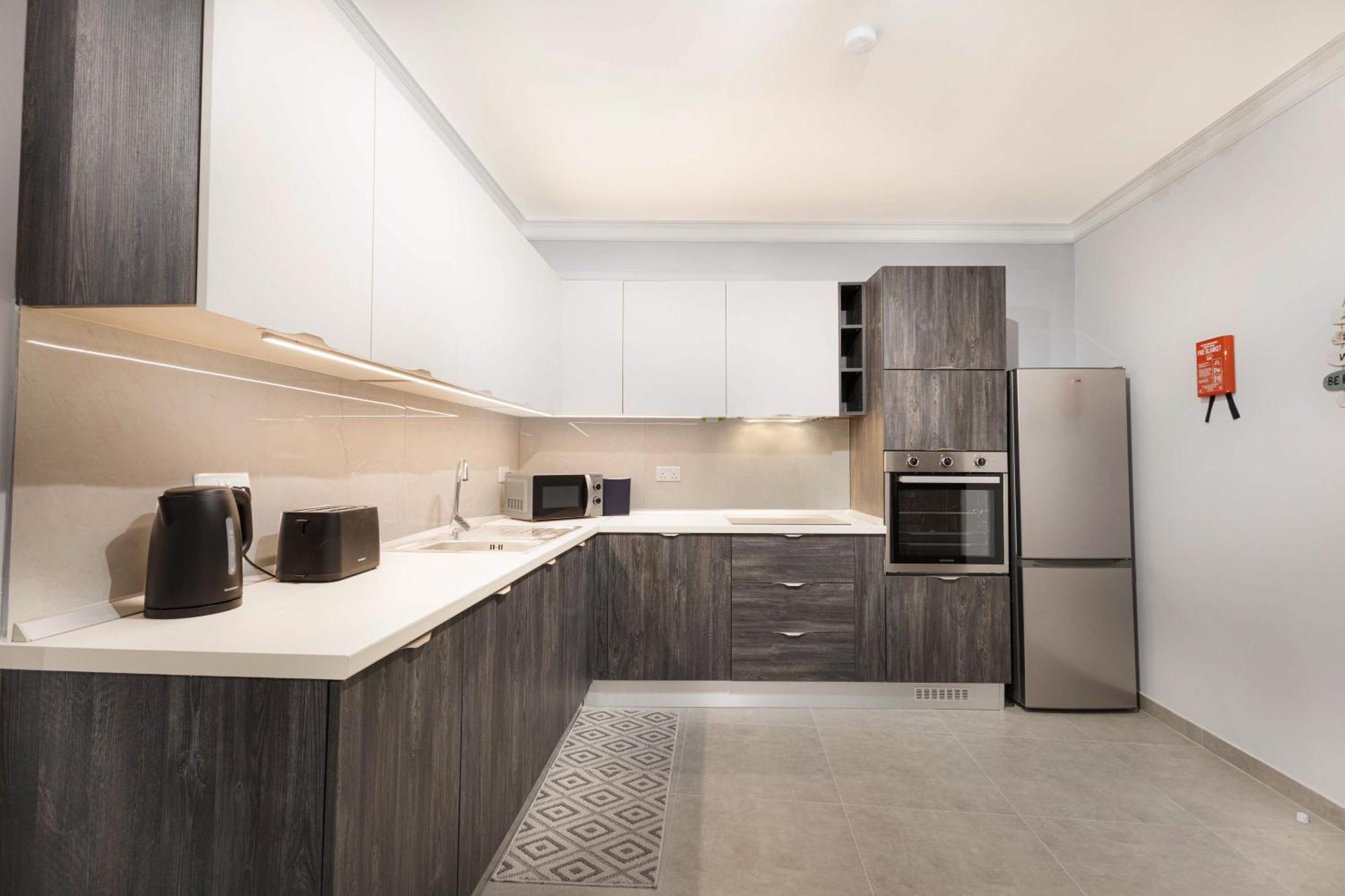 Lägenhet Luxurious & Spacious 2bd At The Podium - Yacht Marina Area, Close To Valletta Msida