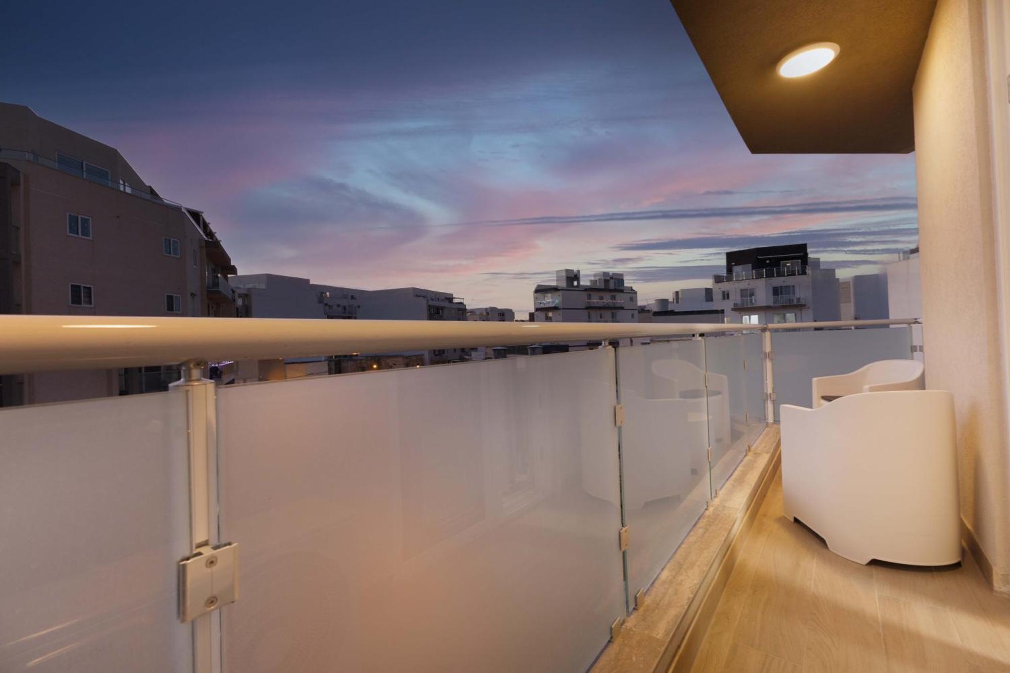 Apartment Luxurious & Spacious 2bd At The Podium - Yacht Marina Area, Close To Valletta